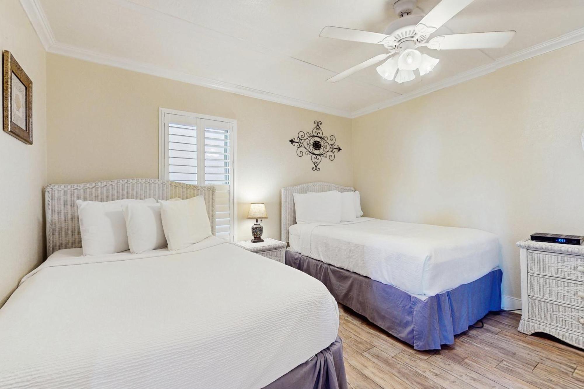 Palm Tree Escape Apartment South Padre Island Exterior photo