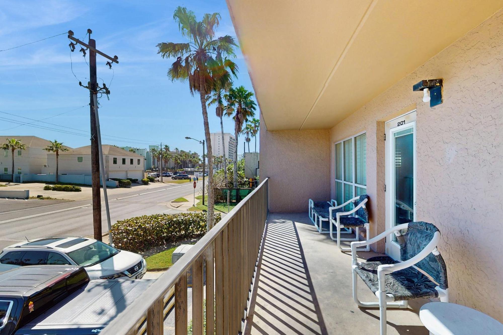 Palm Tree Escape Apartment South Padre Island Exterior photo